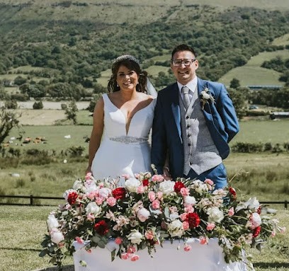 Taylormade flowers by Elaine, Florist in Ballymoney