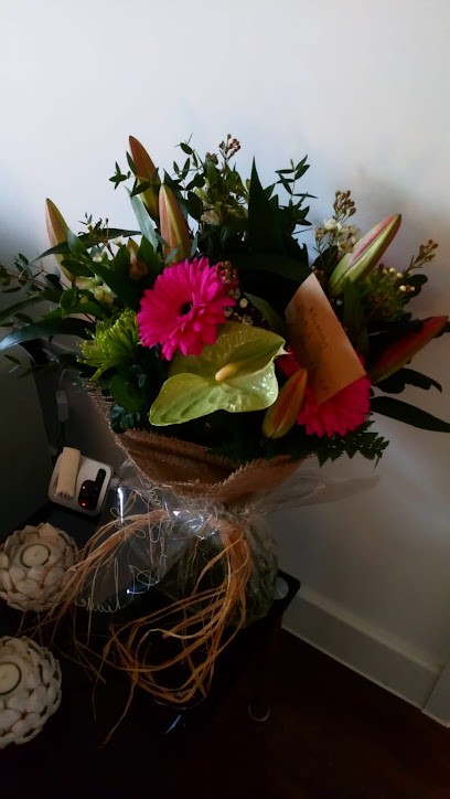 Flower Barn, Florist in Ashford