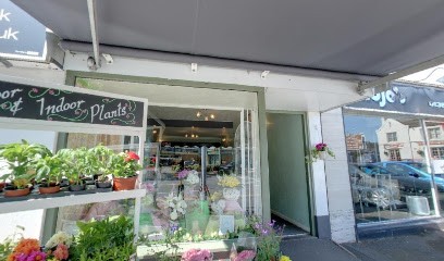 Summerhill Flowers & Gifts, Florist in Kingswinford