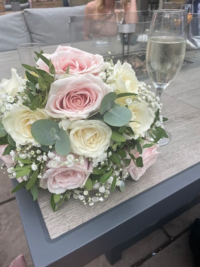 Button Rose Floral Design, Florist in Gateshead