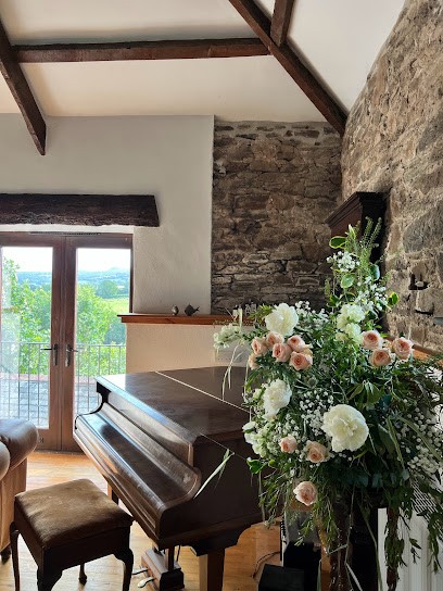 St Mellion Flowers, Florist in Saltash