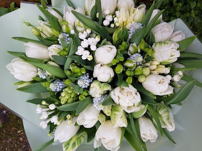 Little & Bloom, Florist in Winchester