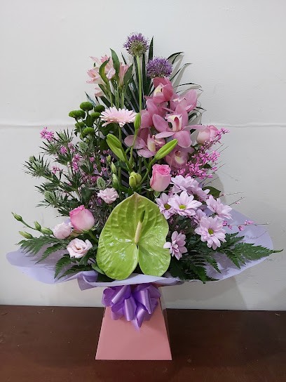 Alison Stuart Flower Design, Florist in Paisley