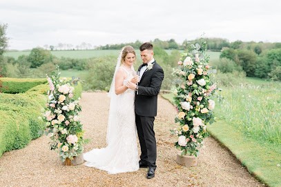 Twisted Tulip Designs, Florist in Sidcup