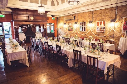 URBAN FLOWER FARMER, Florist in Barnet