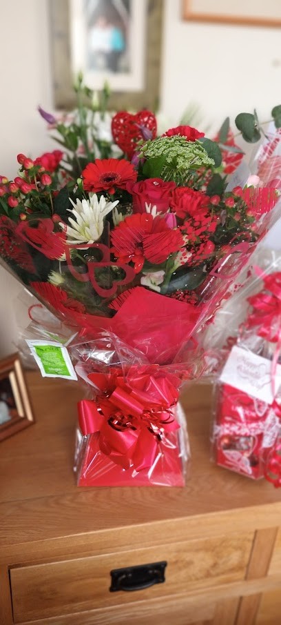 Estelle's, Florist in Hyde