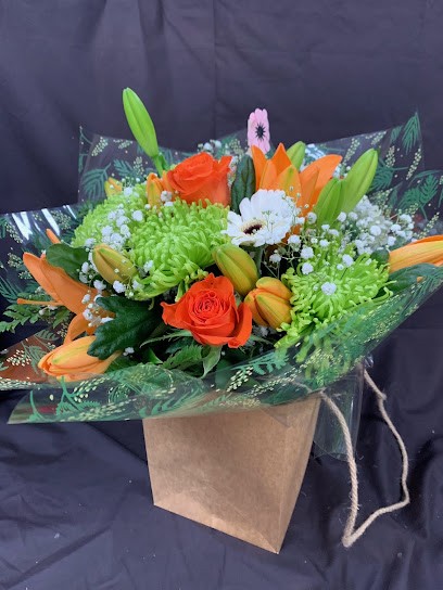Tufty's Flowers & Cards, Florist in Luton