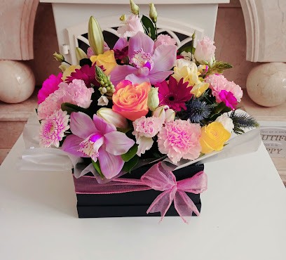 Heaven Scent Flowers, Florist in Luton