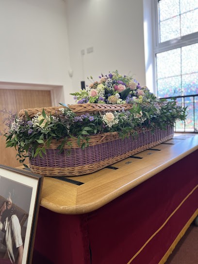 DENNISS, Florist in Grimsby