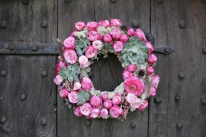 Daisy Valentine, Florist in Somerton