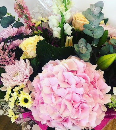 Angel Wings Floral, Florist in Pontefract