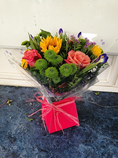 Lurlene Ann florists, Florist in Bedford