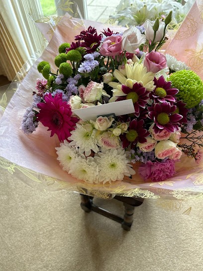 Weddings R Us, Florist in Swadlincote