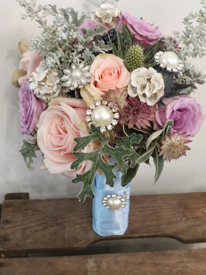 FLOWERS BY CATHRYN, Florist in Leeds