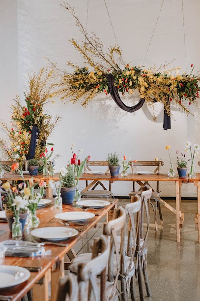 Garage Florals, Florist in New Malden