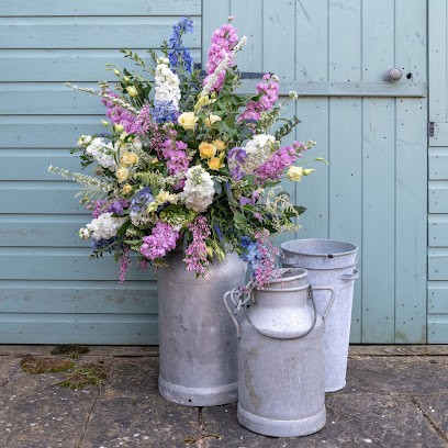 Gilly's Flowers, Florist in Woking