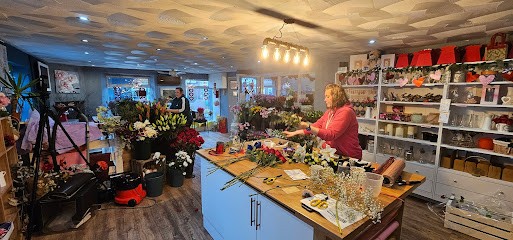 The Flower Studio, Florist in Carmarthen