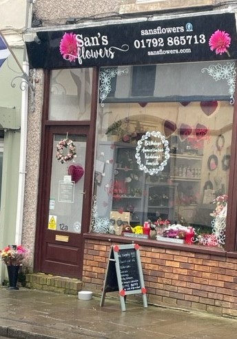 San's Flowers, Florist in Swansea